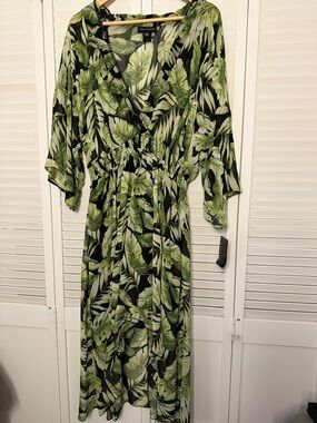 Tropical Leaf Green Maxi Dress